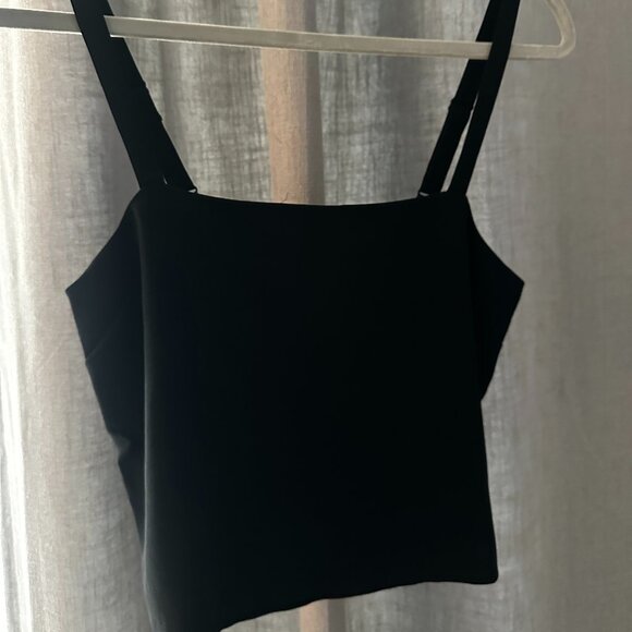 Aritzia Babaton Top xs - Picture 1 of 3